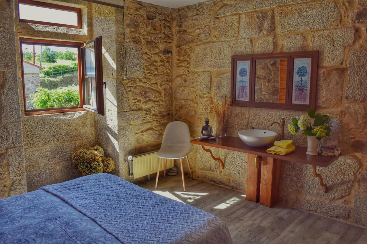 Casa Dos Amos En Costa Da Morte. A Coruna Ponteceso Luaran gambar