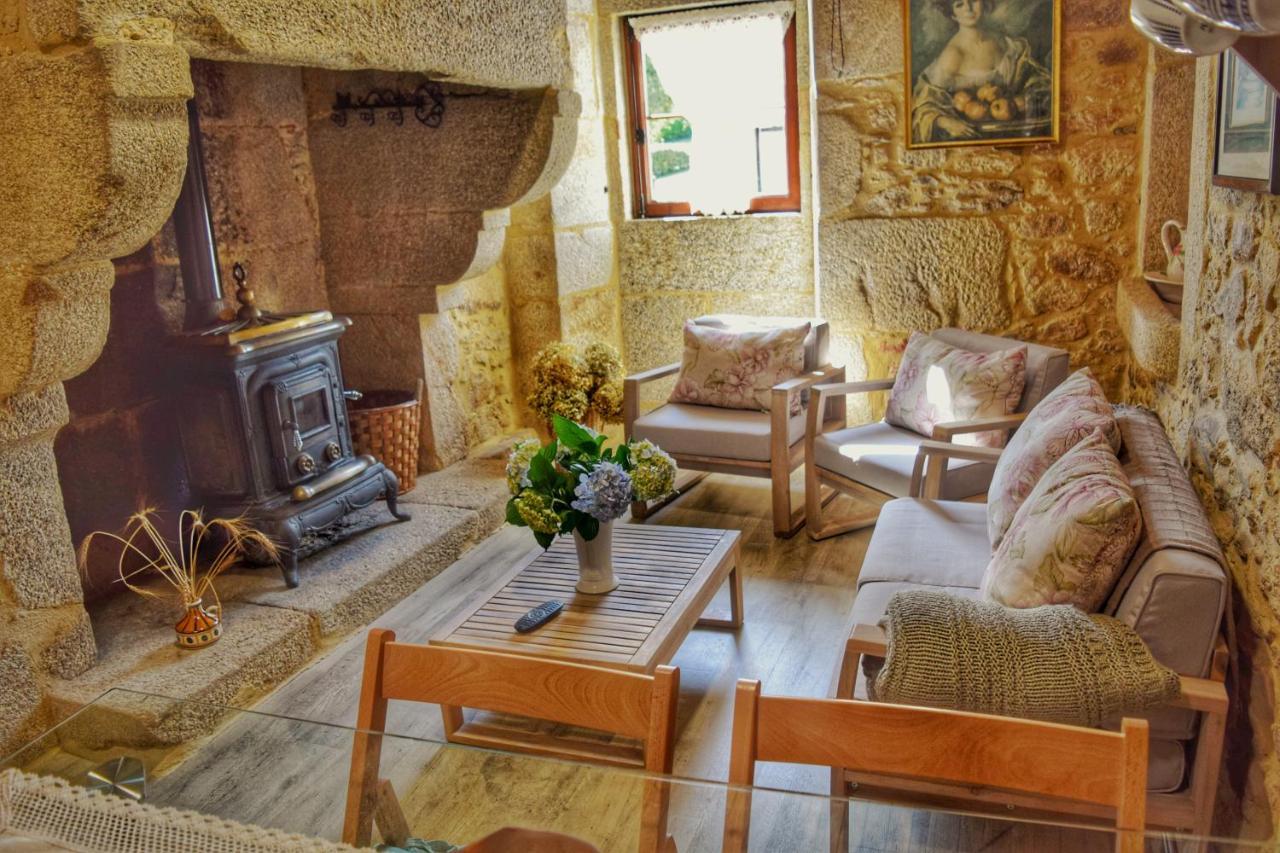 Casa Dos Amos En Costa Da Morte. A Coruna Ponteceso Luaran gambar